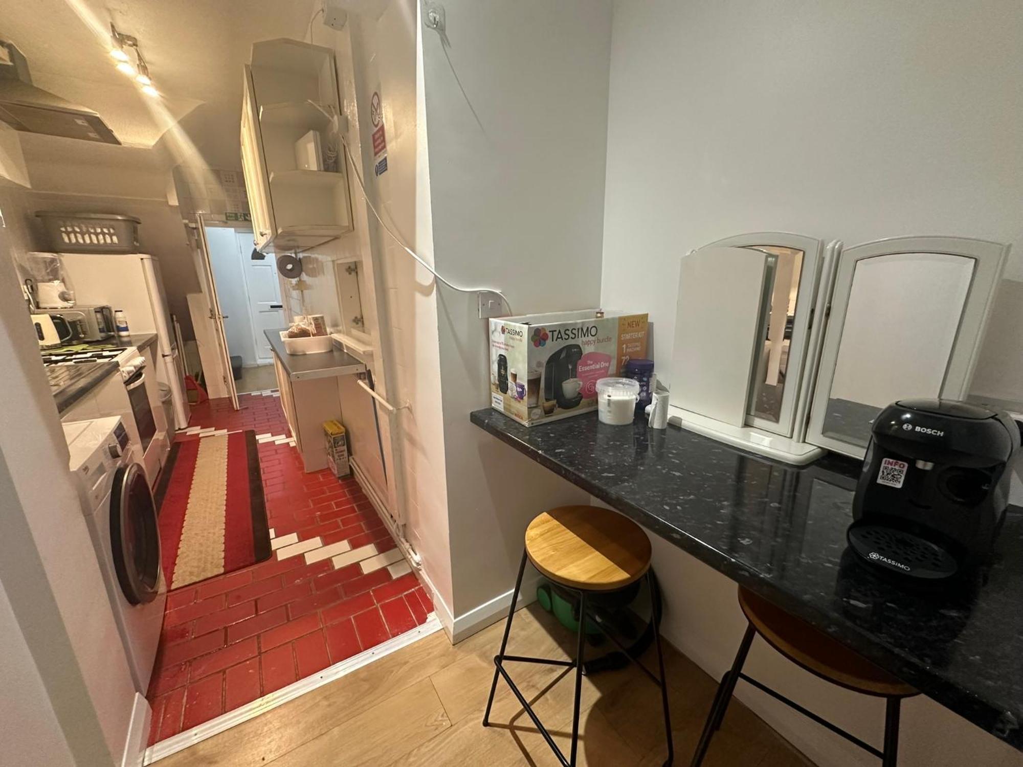 Luxury Ensuite 2Nd Studio Flat With Great Views In Keedonwood Road With Fully Own Bathroom Newly Added And Private Kitchenette Бромли Экстерьер фото